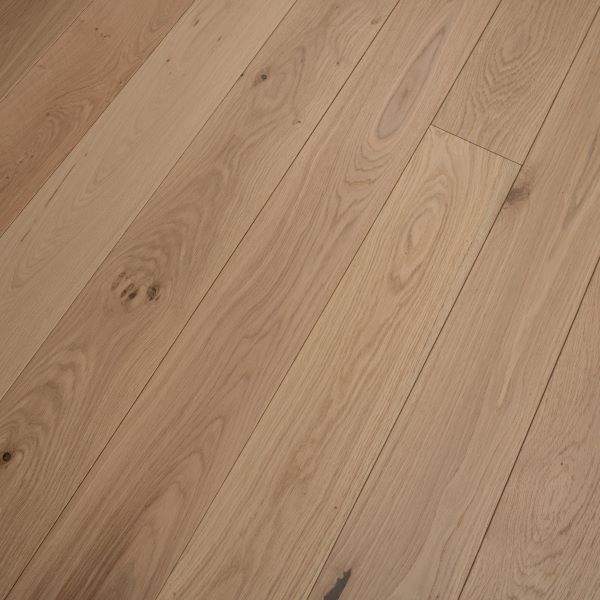 150mm x 14/3mm x 1900mm Oak Invisible Lacquered Rustic Grade Engineered Wood Flooring 