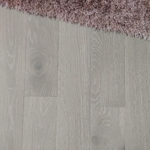 125mm x 10/2.5mm x random lengths Oak White Washed Brush & Matt Lacquered Rustic Grade Engineered Wood Flooring 