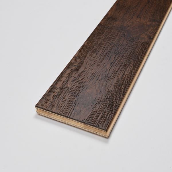 125mm x 14/3mm x random lengths Smoky Oak Brush & Lacquered Rustic Grade Engineered Wood Flooring 