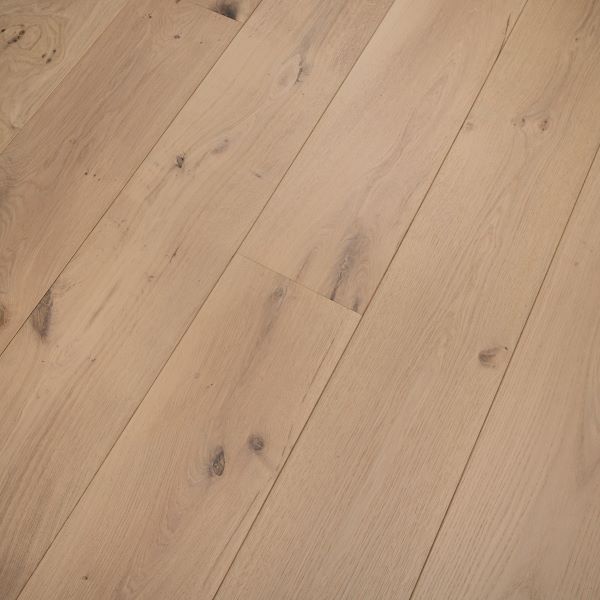 220mm x 15/4mm x 2200mm Invisible Lacquered Engineered Oak Flooring