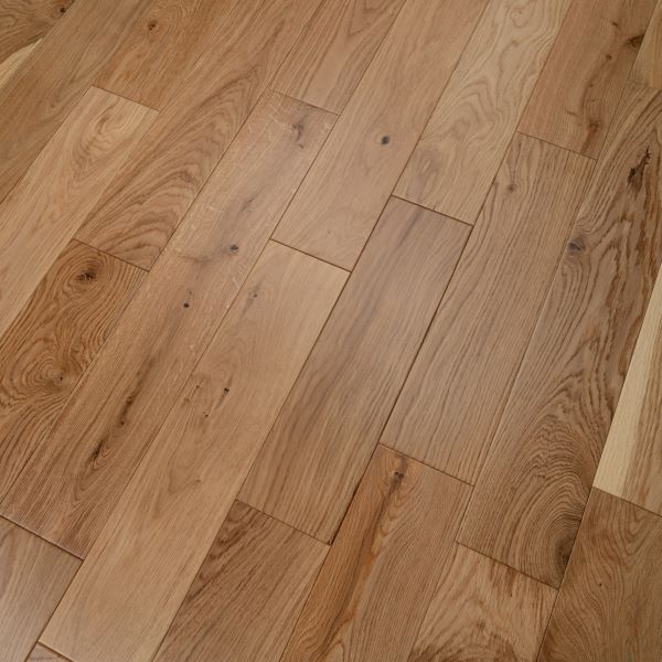 125mm x 18/5mm x random lengths Oak Lacquered Rustic Grade Engineered Wood Flooring 